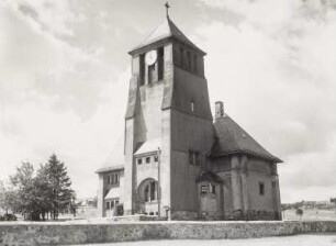Zinnwald-Georgenfeld. Kirche (1908-1909; W. Lossow, M. H. Kühne). Ansicht von Nordosten
