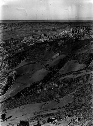 Bucht von Achocalla : Schroffe Berglandschaft