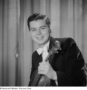 Porträt Violinist Manfred Scherzer
