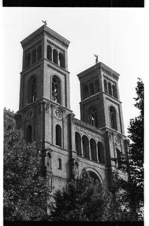 Kleinbildnegativ: Kirche, Mariannenplatz, 1986