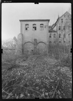 Hainewalde (Großschönau-Hainewalde). Neues Schloß (1749-1755, Umbau 1882-1883; Müller). Seitenflügel von Nordost