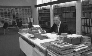 Bibliothek des Landesgewerbeamts.