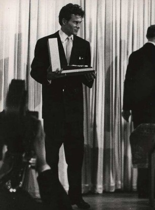 Horst Buchholz, Preisträger bester Nachwuchsschauspieler, Filmfestspiele 1956