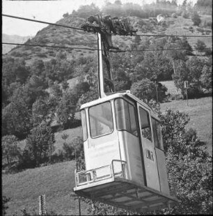 Schwebebahnkabine im Wallis