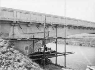 Reparaturen an Brücke Niedernwöhren/MLK
