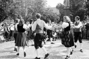 Freiburg: Rathausplatz; Tanz, Trachtengruppe aus dem Hotzenwald