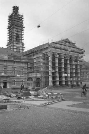 Restaurierung des Weinbrenner-Ensembles Gesundheitsamt, Evangelische Stadtkirche, Rathaus und Sozialgericht am Karlsruher Marktplatz