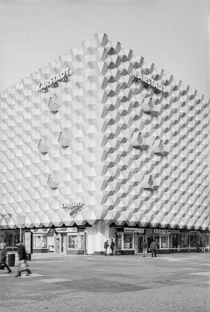 Kaufhaus (Centrum Warenhaus)