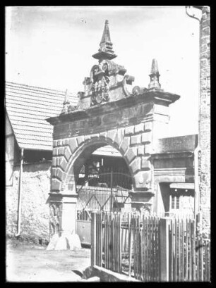 Altes Stadttor von Tauberbischofsheim bei der Halbigsmühle (Rollenmühle)