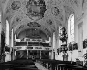 Bernbeuren. Pfarrkirche Sankt Nikolaus (1721-1723; J. G. Fischer). Inneres zur Orgelempore