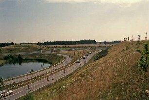 Autobahnkreuz Lübeck: Zubringer von der Autobahn 1 zur Autobahn 20 mit Blick Richtung Osten