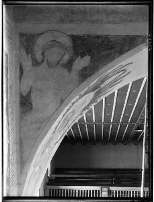 Höllstein Kirche Wandmalerei Heiligenfigur