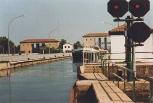 Schiffsschleusenanlage Wedtlenstedt/Mittellandkanal - Stichkanal Salzgitter