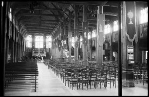 Honfleur: Holzkirche St. Catherine, innen, beide Schiffe