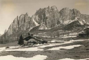 Cortina d'Ampezzo. Ortsteilansicht