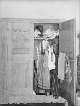 Bauernschrank
