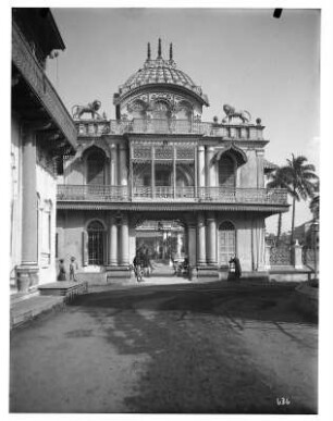 Bombay, Indien: Herrschaftliche Residenz (?)