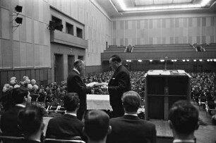 Freisprechungsfeier der Industrie- und Handelskammer Karlsruhe in der Stadthalle.