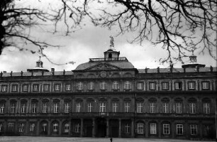Rastatt: Schloss; Hofansicht