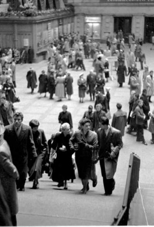 Reisende auf dem Leipziger Hauptbahnhof