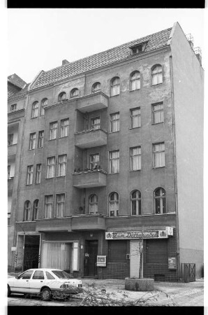 Kleinbildnegativ: Schlesische Str. 28, 1984