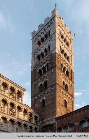 Piazza San Martino, Lucca