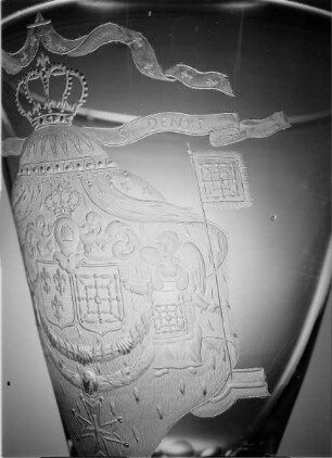 Deckelpokal (mit Wappen von Bourbon und Navarra) aus Schloß Moritzburg