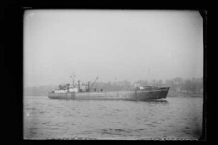 Empire Baltic (1945), MOT, London