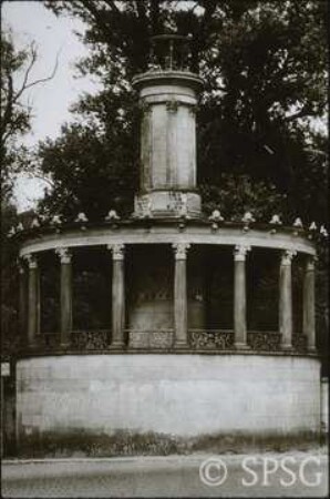 Berlin, Schlossgarten Glienicke, Große Neugierde.