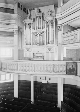 Klingenthal, Stadtkirche Zum Friedefürsten. Westempore mit Bärmig-Orgel