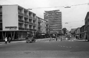 Reutlingen: Moderne Hochbauten