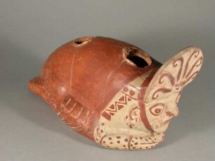 Liegende anthropo-zoomorphe Figur (Krabbe/Krebs)