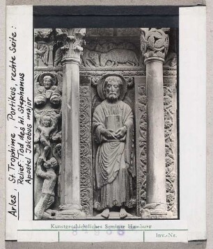 Arles, St. Trophime: Westportal, rechte Seite: Steinigung des Stephanus, Apostel Jacobus