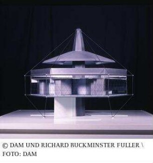 4-D-Haus - Modell des Gesamtgebäudes (Nachbau)