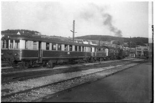 Gammertingen, Triebwagen VT 3 (1936 - 1968), Lok 11, Bereitstellung zum Nachschieben zur Fehlahöhe