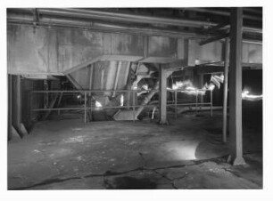 Industrie-Kraftwerk. Kesselhaus, Entaschungsanlage : Lauta (Niederlausitz). Industrie-Kraftwerk. Kesselhaus, Entaschungsanlage