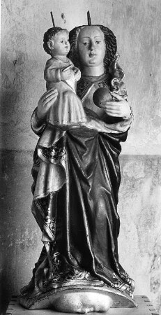 Madonna : Madonna. Holz, geschnitzt, gefaßt (1350/1520). Mühlen (Murau), Filialkirche Sankt Helen