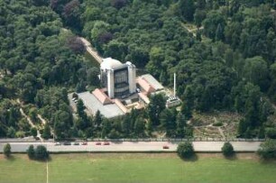 Dresden-Tolkewitz, Wehlener Straße 15. Krematorium (1909/1911; F. Schumacher). Luftbild-Schrägaufnahme von Nordost