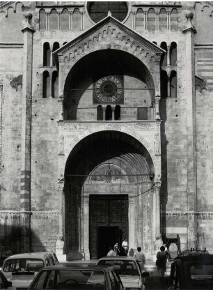 Hauptportal des Doms S. Maria Matricolare