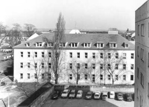 Dresden-Friedrichstadt. Krankenhaus Dresden-Friedrichstadt (Städtisches Klinikum). Hautklinik. Südseite vom Medizinischen Mehrzweckgebäude (MMZ)