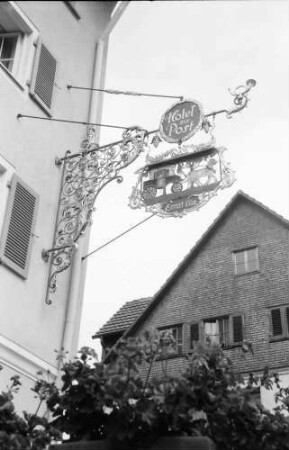 Freudenstadt: Aushängeschild: Hotel zur Post mit Giebel