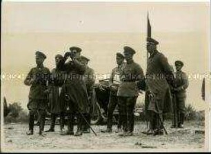 Paul von Hindenburg beim Herbstmanöver der Reichswehr bei Frankfurt/Oder