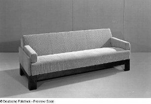 Liegesofa (Modell EW 572/2)