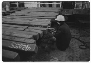Eingangskontrolle 450er Straße (01.12.1986), Weihnachtsfeier im Klubhaus (30.11.1986), Delegiertenkonferenz FDJ Mozartstraße (02.12.1986), Auszeichnung Sport im Klubhaus (16.12.1986), Staatskapelle (16.12.1986), Kollege Kindler Technologie Bauabteilung (26.01.1987), Malerarbeiten Kantine Schmiede