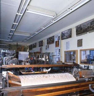 Hohenstein-Ernstthal, Antonstraße 6. Textil- und Rennsportmuseum. Raumaufnahme mit Webstuhl (Teilansicht)