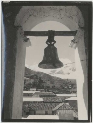 Blick aus dem Kirchturm von Sorata auf den Illampú