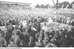 Dresden, Heinz-Steyer-Stadion. Auftritt des Alexandrow Ensemble der sowjetischen Armee, 9. September 1948