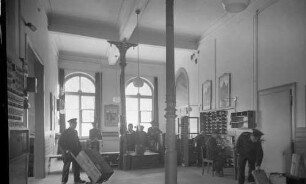 Wildbad Empfangsgebäude Expressgut Bahnbedienstete Bahnkunden