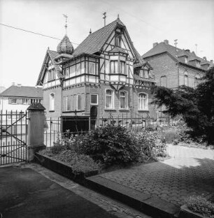 Eltville, Taunusstraße 26