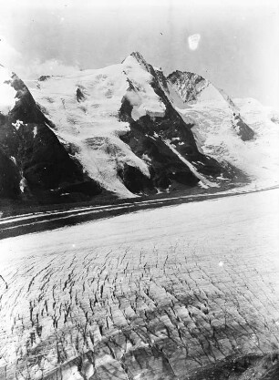 Die Pasterze : Blick auf den Gletscher Pasterze und den Großglockner.